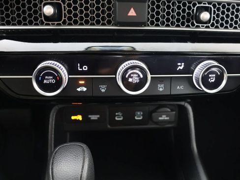 Used 2025 Honda Civic LX image 15