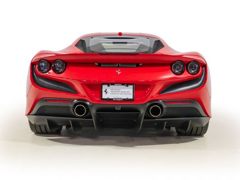 Certified 2021 Ferrari F8 Tributo RWD image 5