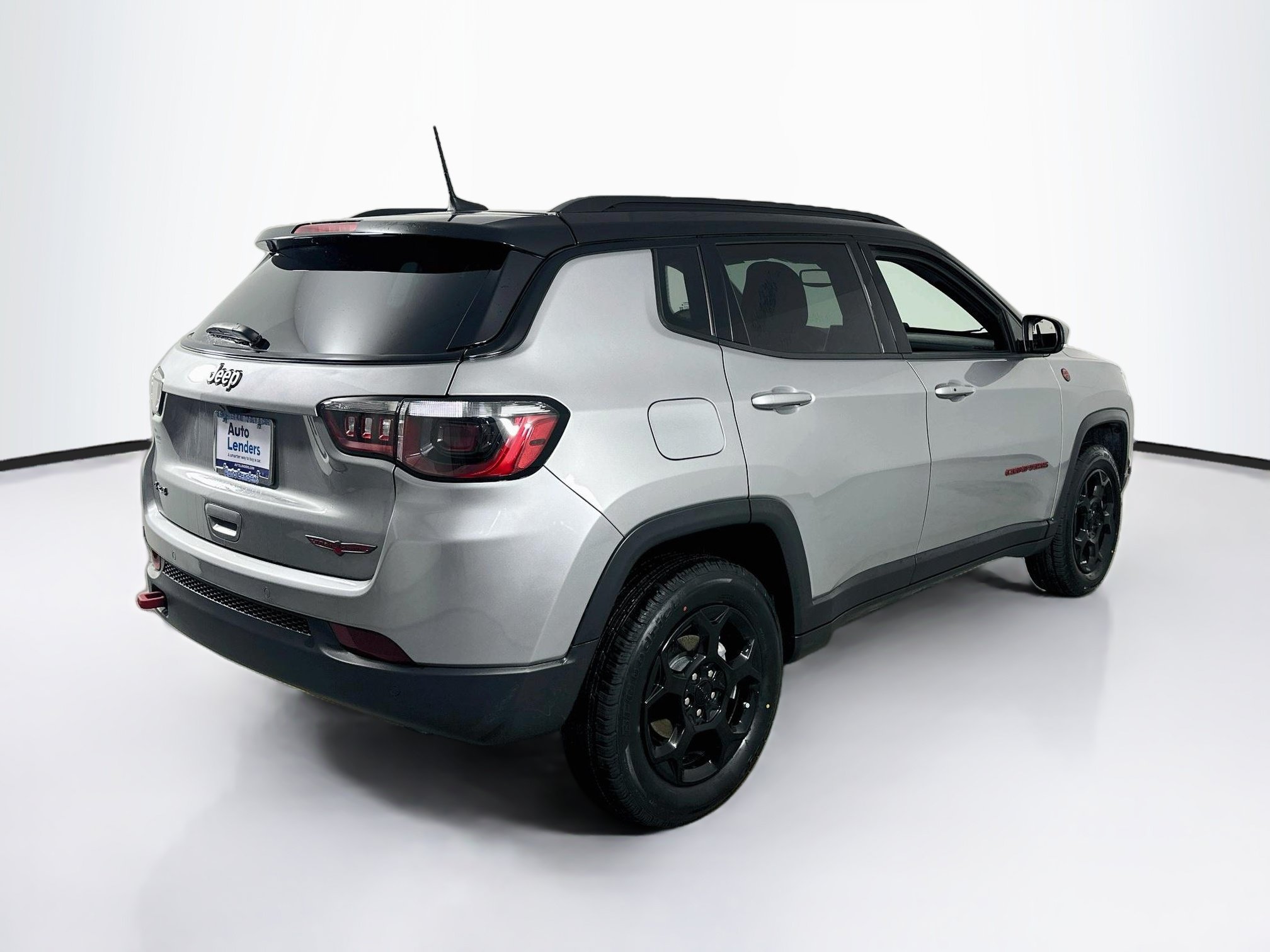 Used 2023 Jeep Compass Trailhawk AWD/4WD image 5