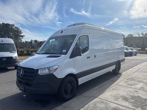 New 2026 Mercedes-Benz Sprinter 2500 image 7