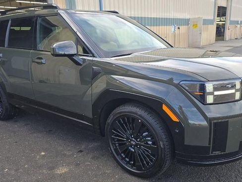 Used 2026 Hyundai Santa Fe Calligraphy image 2