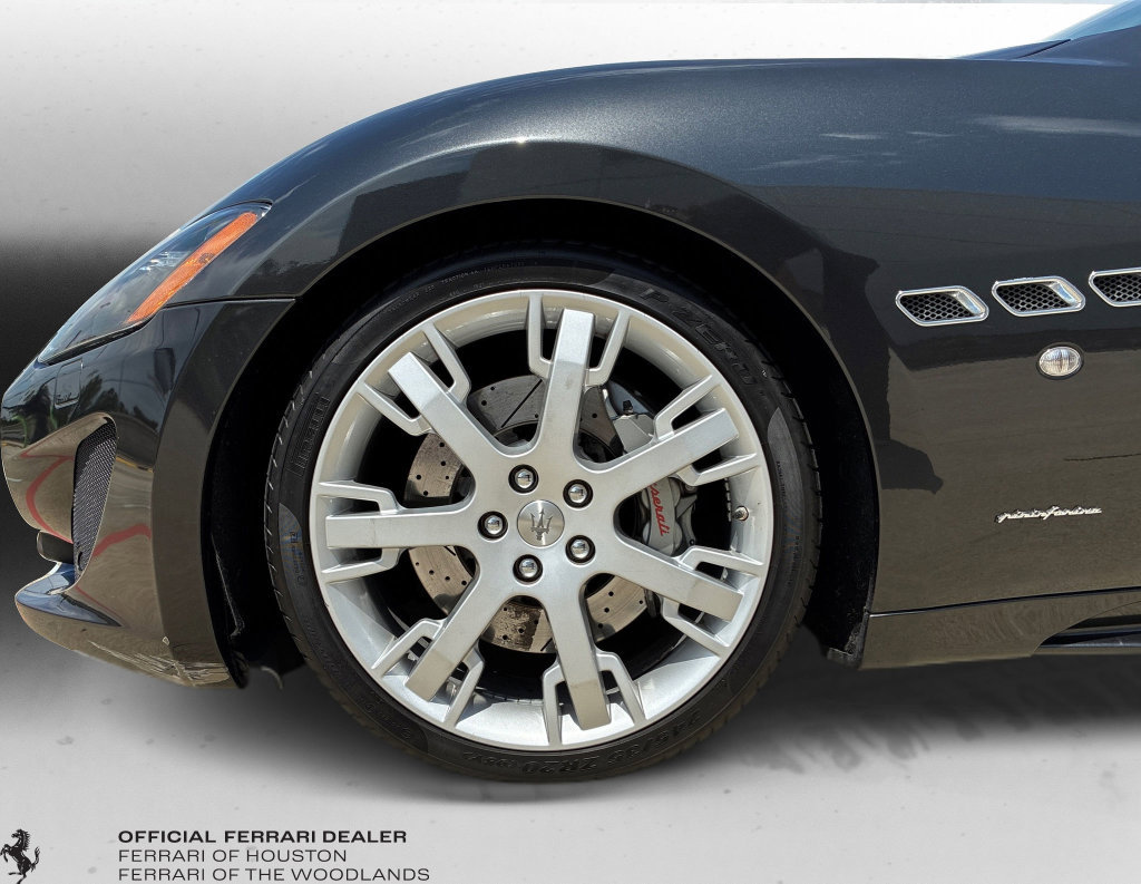 Used 2013 Maserati GranTurismo Sport RWD image 22
