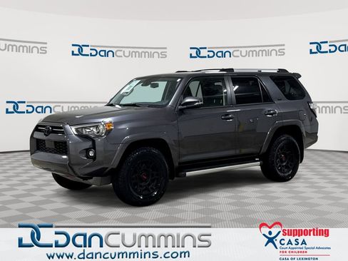 Used 2023 Toyota 4Runner SR5 Premium w/ Moonroof Package AWD/4WD image 1