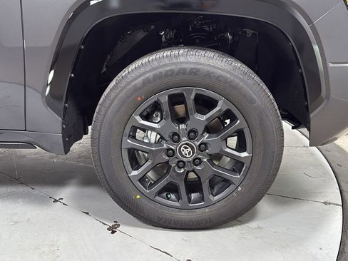 New 2026 Toyota Tundra Platinum image 21