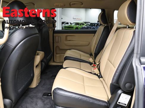Used 2021 Kia Sedona EX image 22