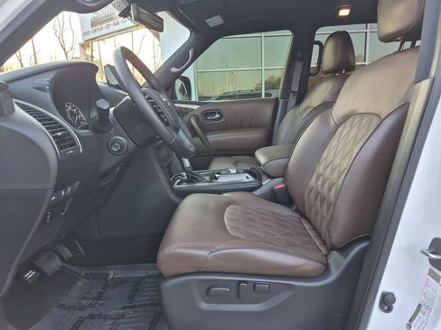 Used 2024 Nissan Armada Platinum w/ Captain's Chairs Package image 2