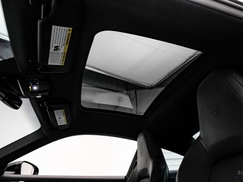 Used 2020 Porsche 911 Carrera 4S image 33