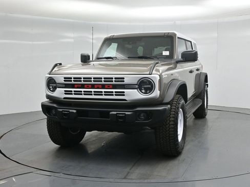 Certified 2026 Ford Bronco Heritage Edition AWD/4WD image 57