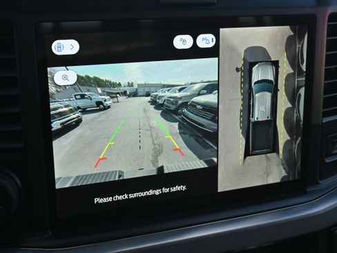 Used 2025 Ford F450 Platinum w/ Platinum Plus Package image 14