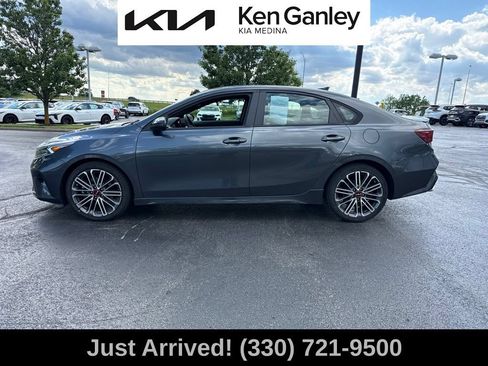 Certified 2022 Kia Forte GT w/ GT Technology Package FWD image 2