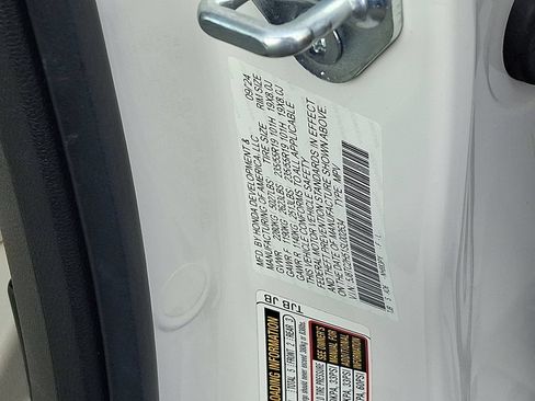 Certified 2025 Acura RDX w/ Technology Package AWD/4WD image 29