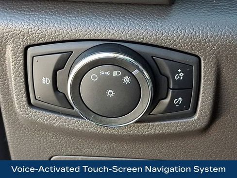 Used 2021 Ford Expedition XLT image 30