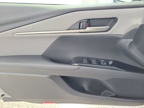 Used 2026 Toyota Camry SE FWD image 21