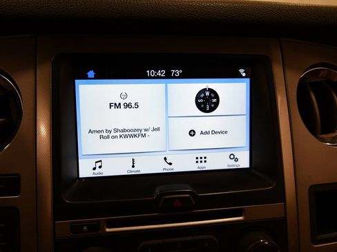 Used 2017 Ford Expedition XLT w/ Equipment Group 202A AWD/4WD image 23