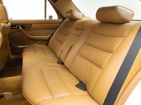 Used 1991 Mercedes-Benz 350 SD image 36