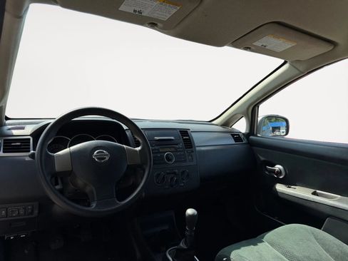 Used 2012 Nissan Versa 1.8 S FWD image 10