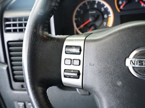 Used 2012 Nissan Titan S image 18