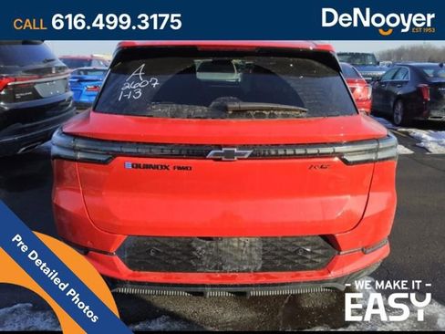 Used 2024 Chevrolet Equinox EV RS image 3