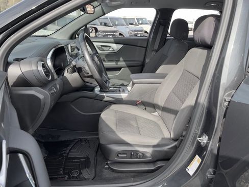 Used 2020 Chevrolet Blazer LT image 17