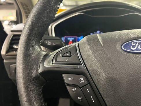 Used 2019 Ford Fusion SEL image 13