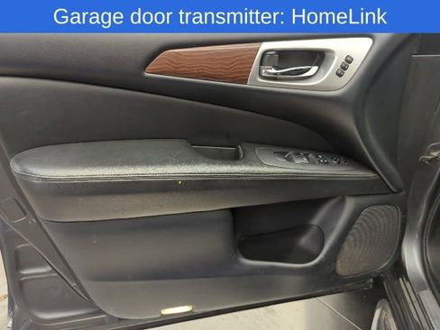 Used 2019 Nissan Pathfinder Platinum AWD/4WD image 20