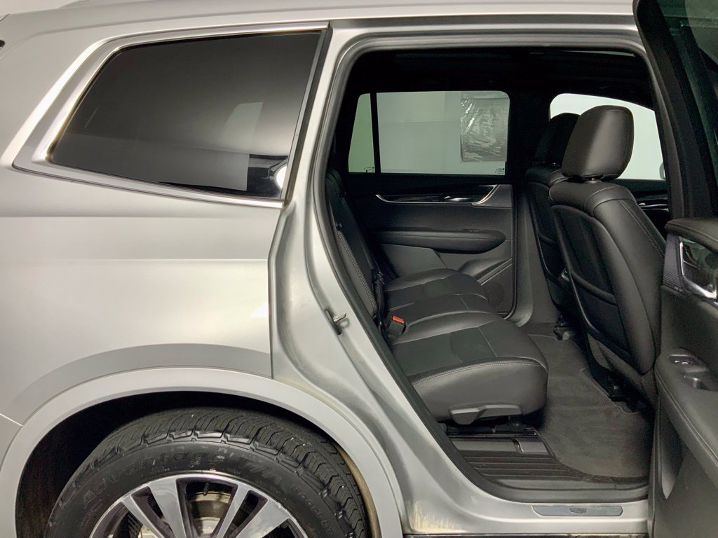 Used 2020 Cadillac XT6 Premium Luxury AWD/4WD image 34