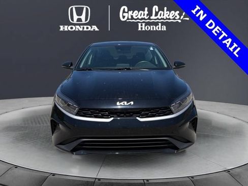 Used 2024 Kia Forte LXS w/ LXS Technology Package FWD image 8