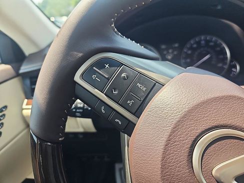 Used 2017 Lexus ES 350 FWD image 21