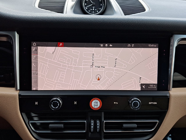 Certified 2026 Porsche Macan AWD/4WD image 20