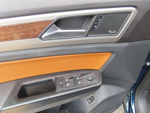 Used 2019 Volkswagen Atlas SEL Premium AWD/4WD image 14
