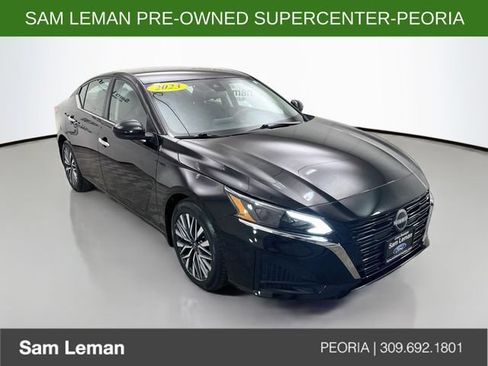Used 2023 Nissan Altima 2.5 SV FWD image 1
