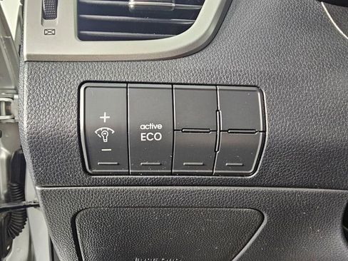 Used 2013 Hyundai Elantra GT w/ Style Pkg image 15