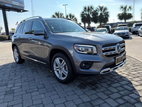 Certified 2023 Mercedes-Benz GLB 250 4MATIC image 6
