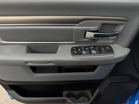 Used 2018 RAM 2500 Big Horn w/ Harvest Edition image 19