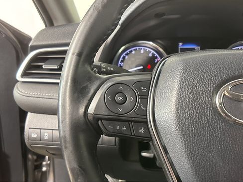 Used 2018 Toyota Camry SE image 27