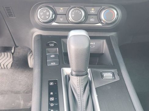 New 2026 Nissan Kicks S image 15