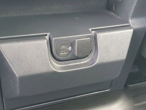 Used 2023 Ford F150 XLT w/ XTR Package image 32