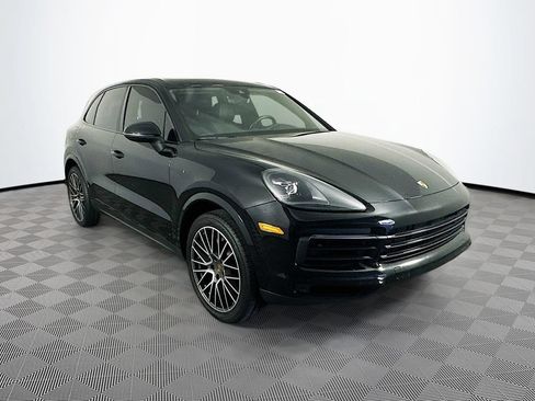 Used 2019 Porsche Cayenne AWD/4WD image 1