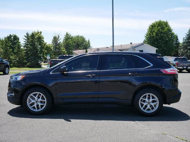 Certified 2023 Ford Edge SEL w/ Convenience Package AWD/4WD image 2