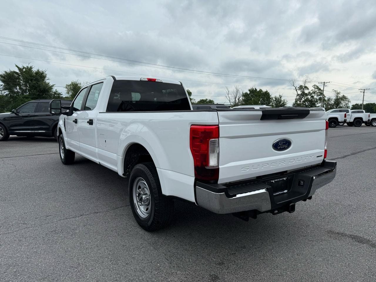 Used 2017 Ford F250 XL w/ Power Equipment Group RWD image 4