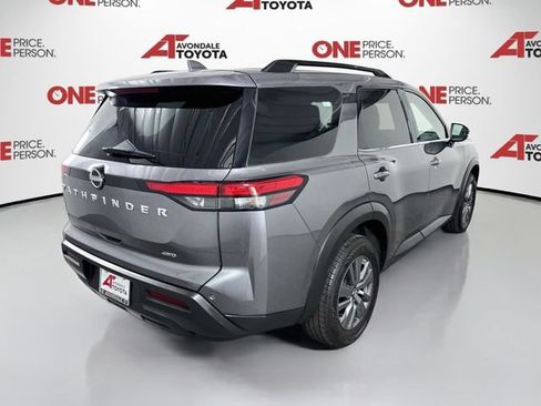 Used 2025 Nissan Pathfinder SV AWD/4WD image 7