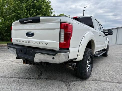 Used 2019 Ford F250 Lariat w/ Lariat Ultimate Package AWD/4WD image 3