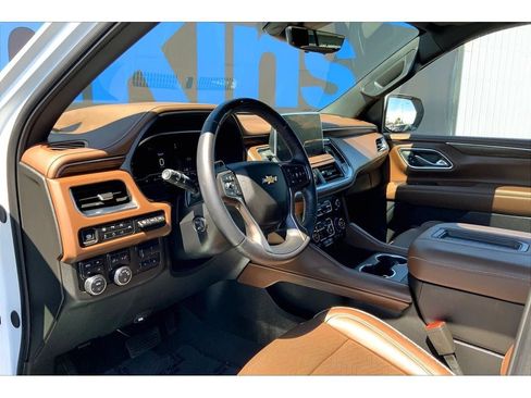 Used 2024 Chevrolet Tahoe High Country w/ Advanced Technology Package AWD/4WD image 16