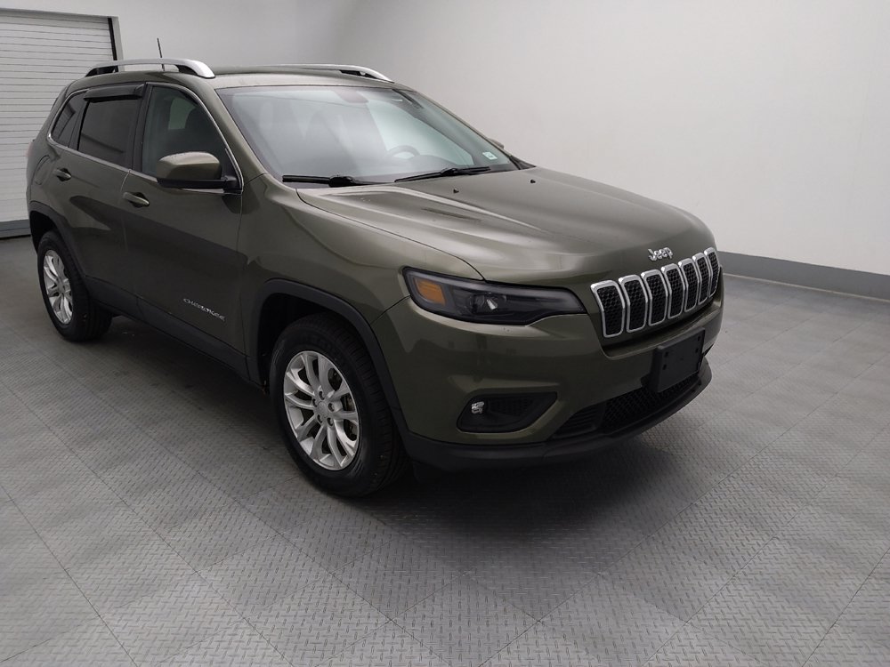 Used 2019 Jeep Cherokee Latitude w/ Cold Weather Group AWD/4WD image 13