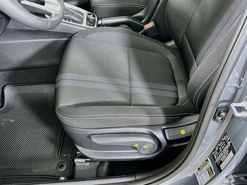 New 2026 Hyundai Venue SEL FWD image 19