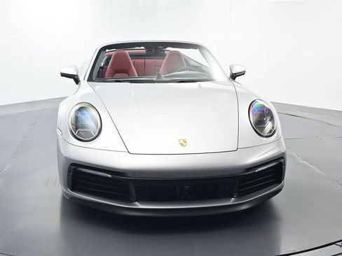 Certified 2020 Porsche 911 Carrera S RWD image 18