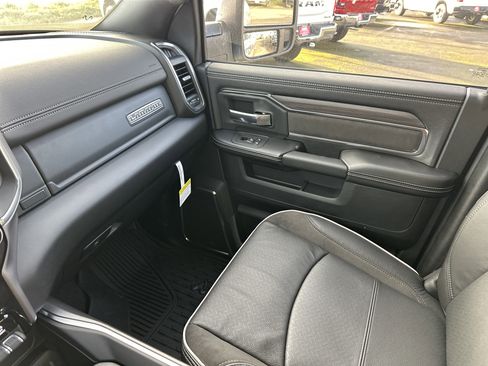 New 2026 RAM 2500 Laramie w/ Sport Appearance Package image 24