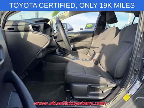 Used 2024 Toyota Corolla LE FWD image 9