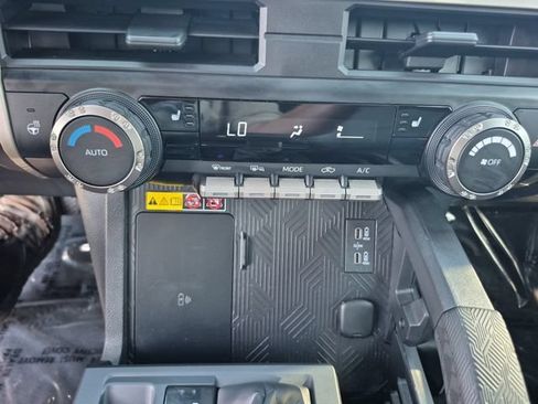 Used 2025 Toyota Tacoma TRD Off-Road w/ TRD Off Road Upgrade Package AWD/4WD image 22