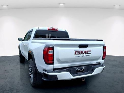 Used 2024 GMC Canyon AT4 w/ Technology Package AWD/4WD image 8